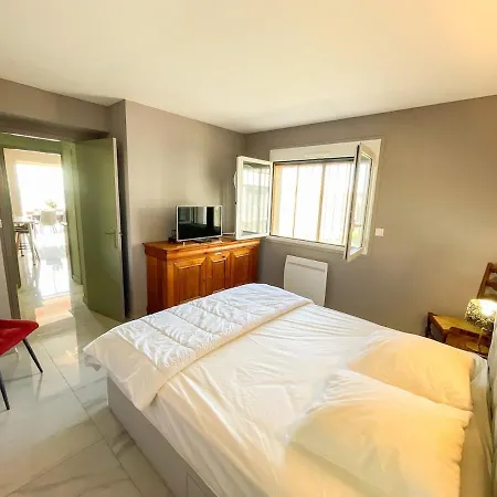 Spacieux T2 Au Bord De L'eau, Vue Panoramique Six-Fours-les-Plages