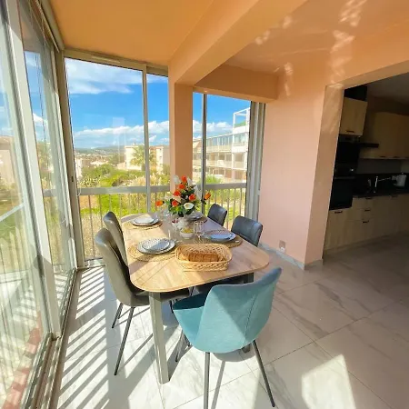 Spacieux T2 Au Bord De L'eau, Vue Panoramique