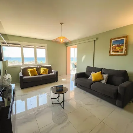 Spacieux T2 Au Bord De L'eau, Vue Panoramique